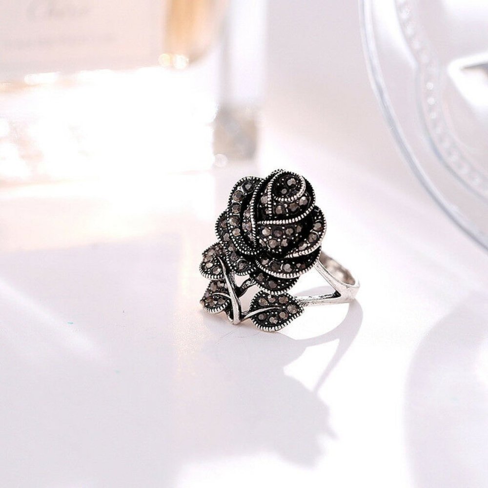 Gorgeous Rose Ring 925 Silver Filled New - Picture 3 of 6